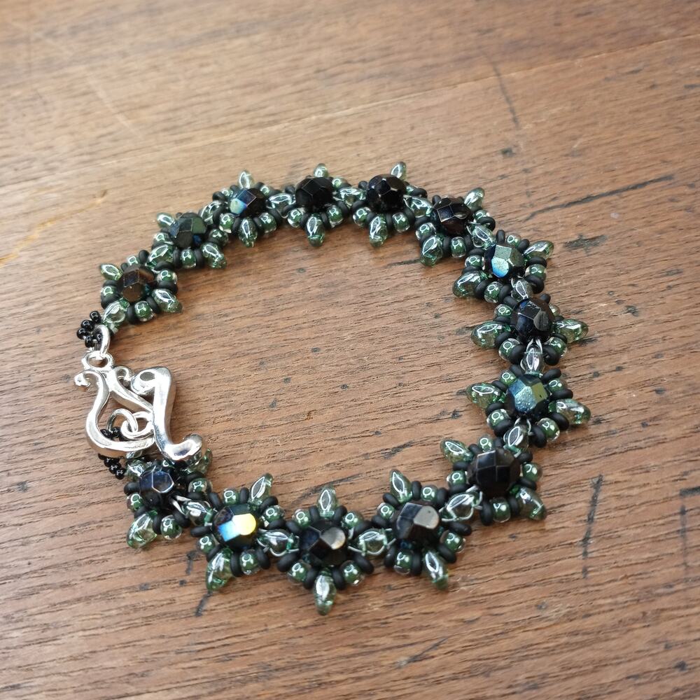Artisan Made Star Cross Bracelet Forest Green & Black